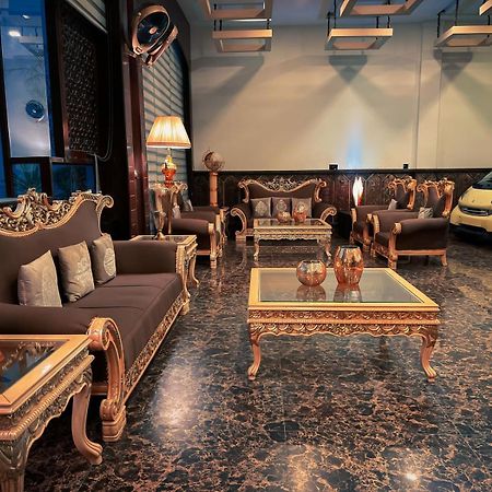 Burj Al Swat Hotel Saidu Sharif Eksteriør billede