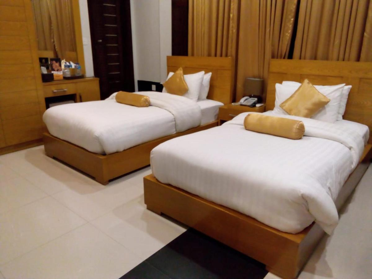 Burj Al Swat Hotel Saidu Sharif Eksteriør billede