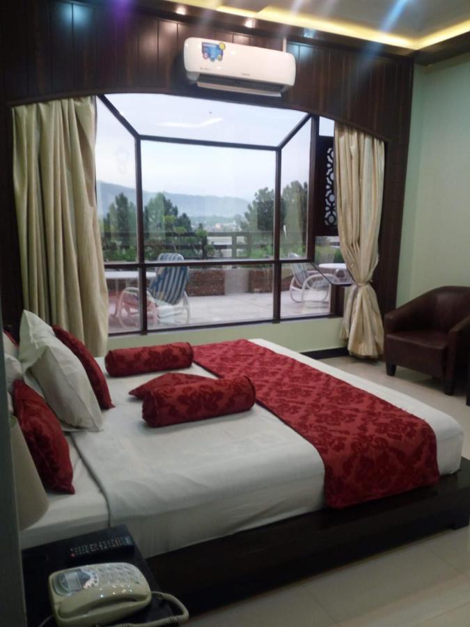 Burj Al Swat Hotel Saidu Sharif Eksteriør billede