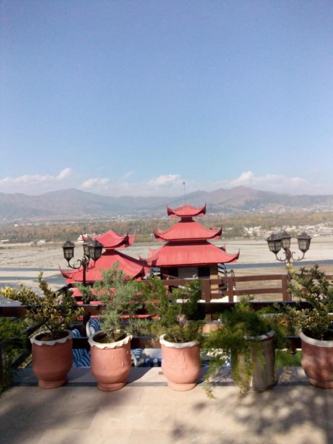 Burj Al Swat Hotel Saidu Sharif Eksteriør billede
