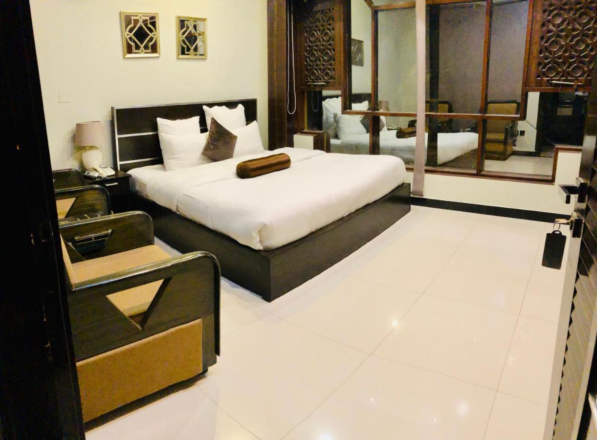 Burj Al Swat Hotel Saidu Sharif Eksteriør billede