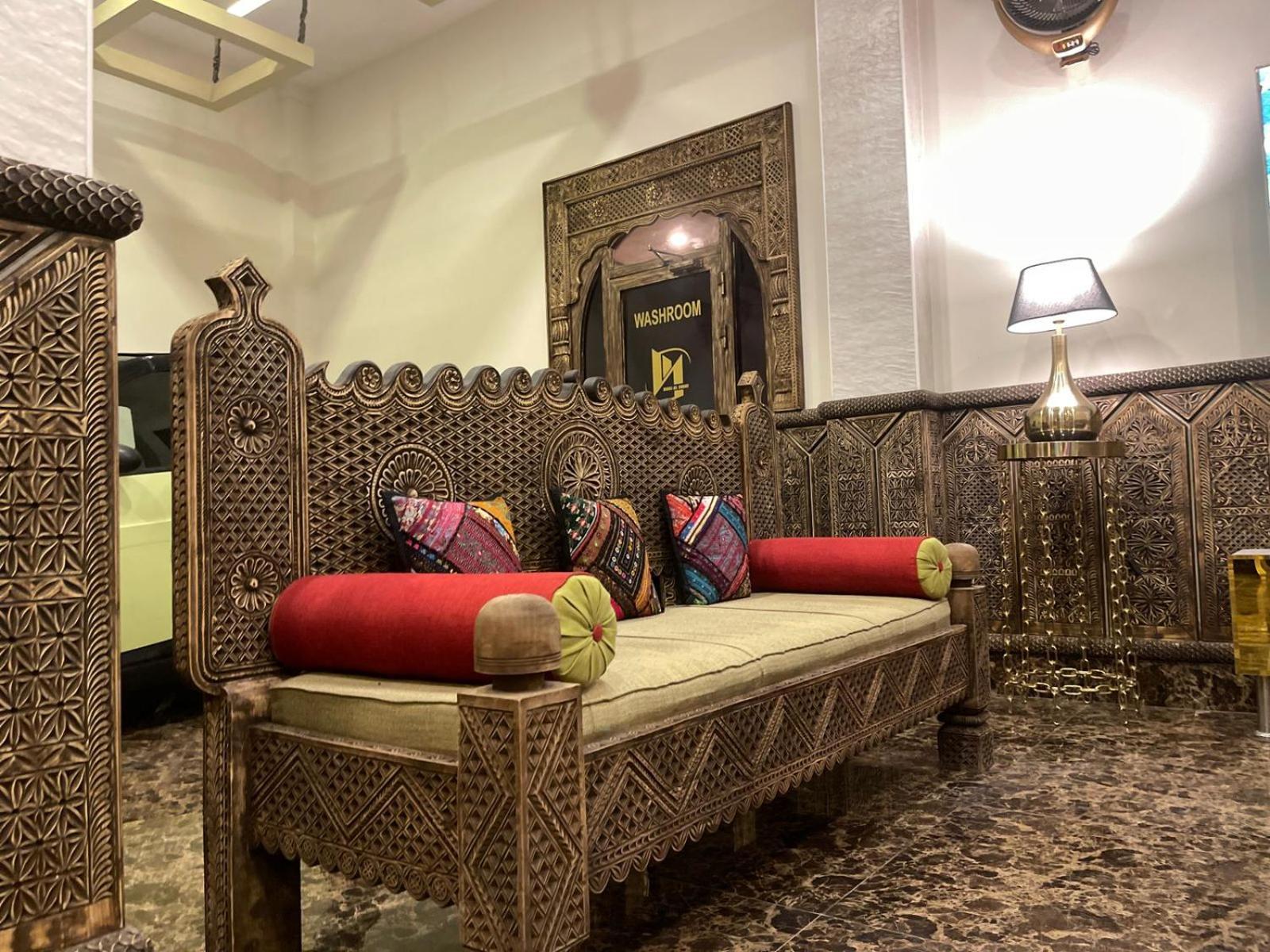 Burj Al Swat Hotel Saidu Sharif Eksteriør billede